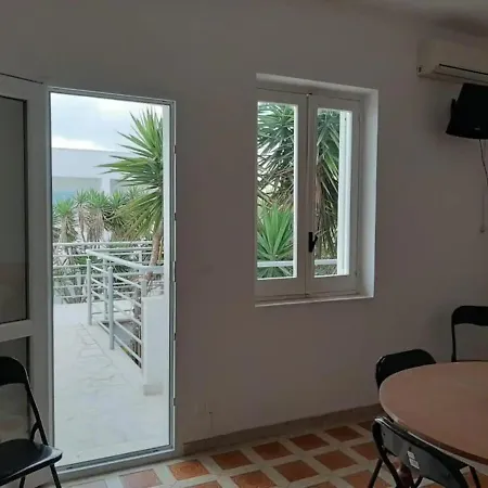 Apartment Salento 5 *